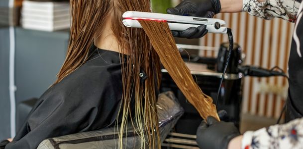 Hair Treatment Options Available in New Delhi